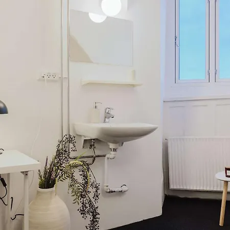 Copenhagen-style Loft For 2 *